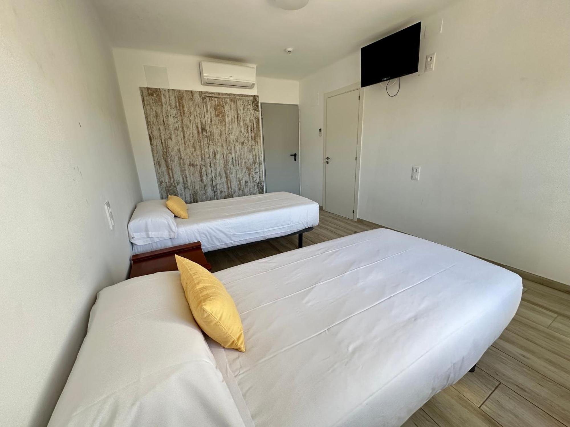 Agi Gloria Rooms โรเซส ภายนอก รูปภาพ