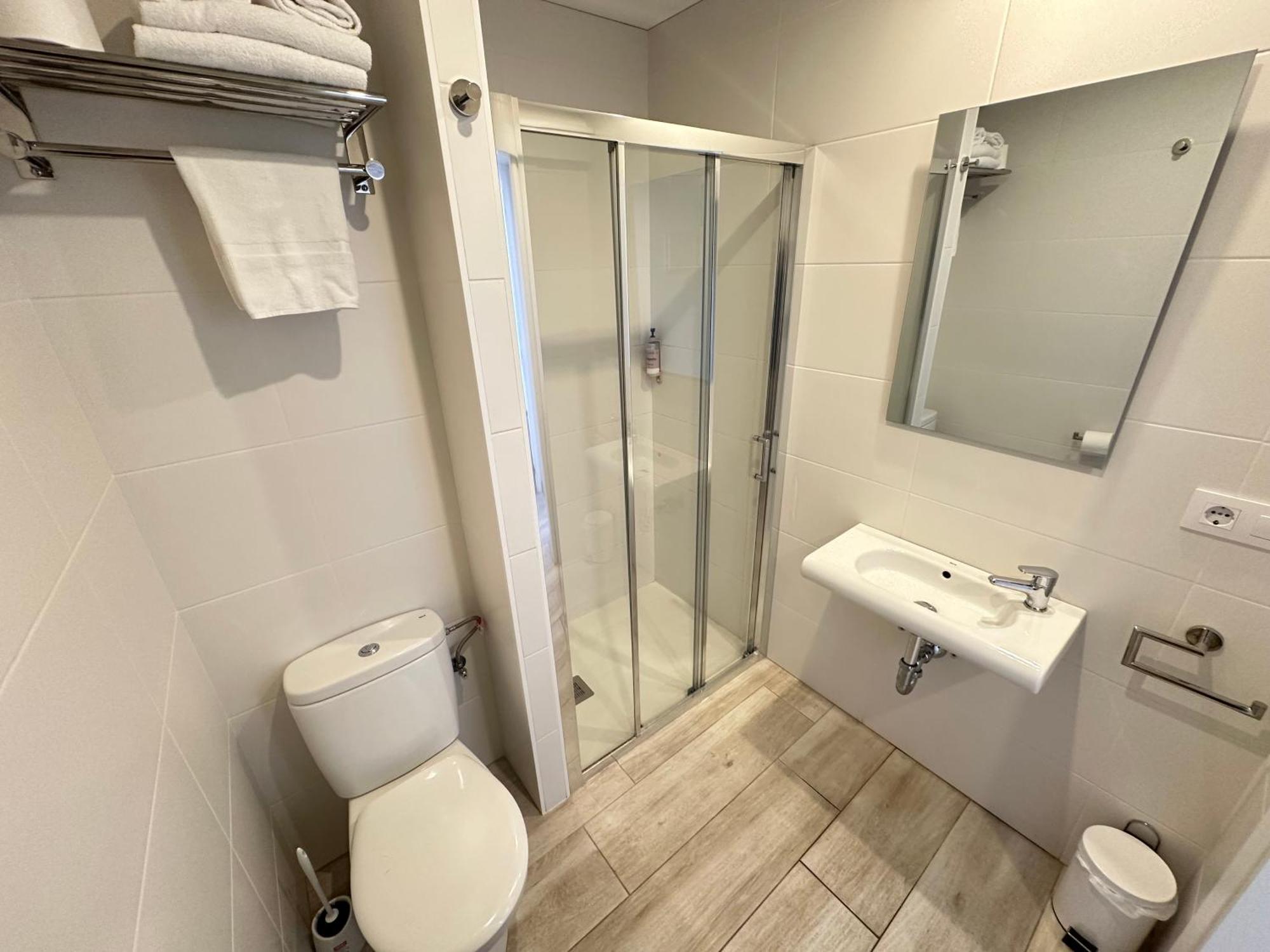 Agi Gloria Rooms โรเซส ภายนอก รูปภาพ