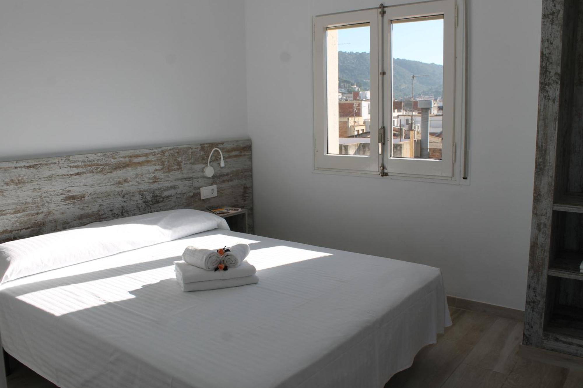 Agi Gloria Rooms โรเซส ภายนอก รูปภาพ