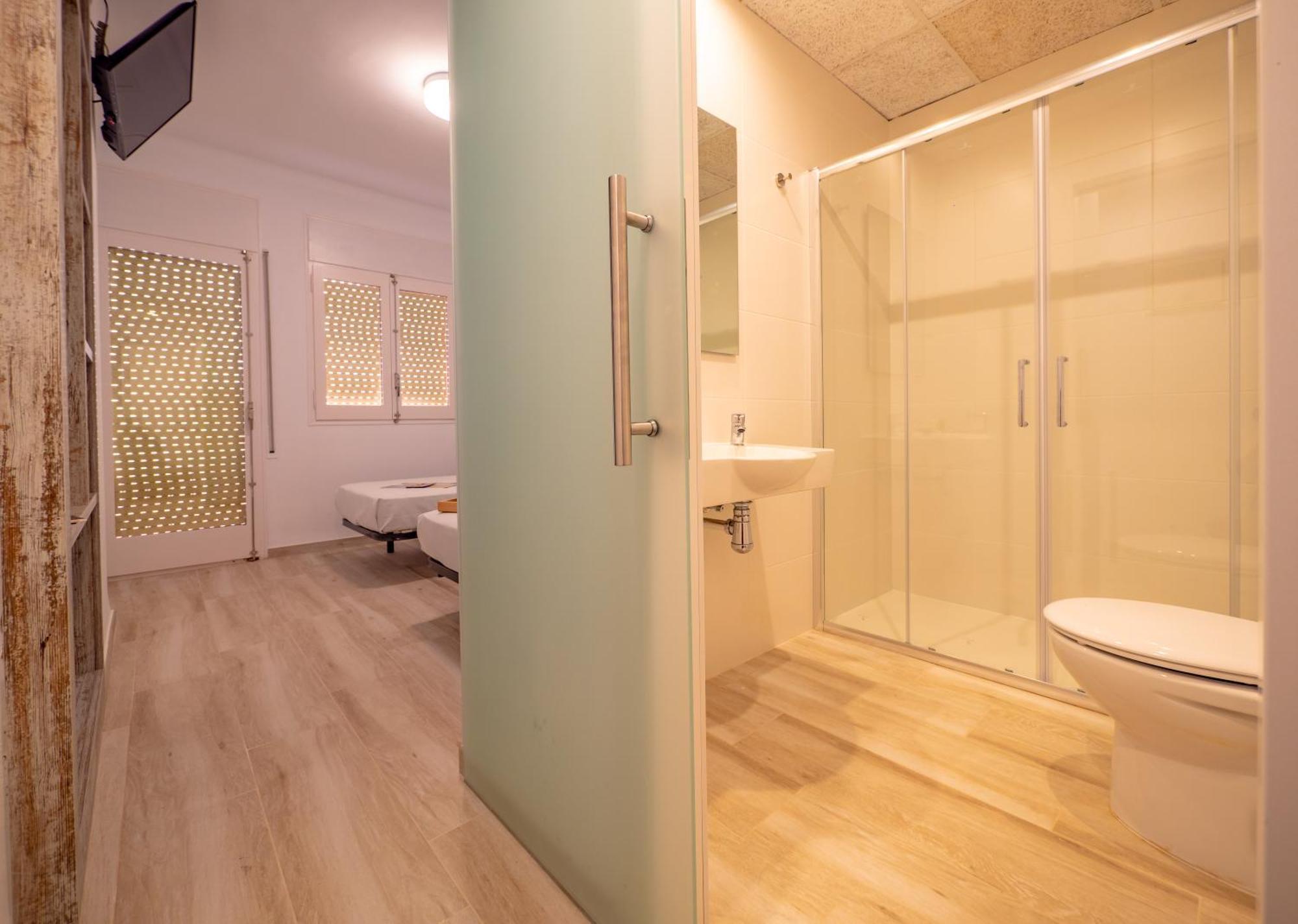 Agi Gloria Rooms โรเซส ภายนอก รูปภาพ