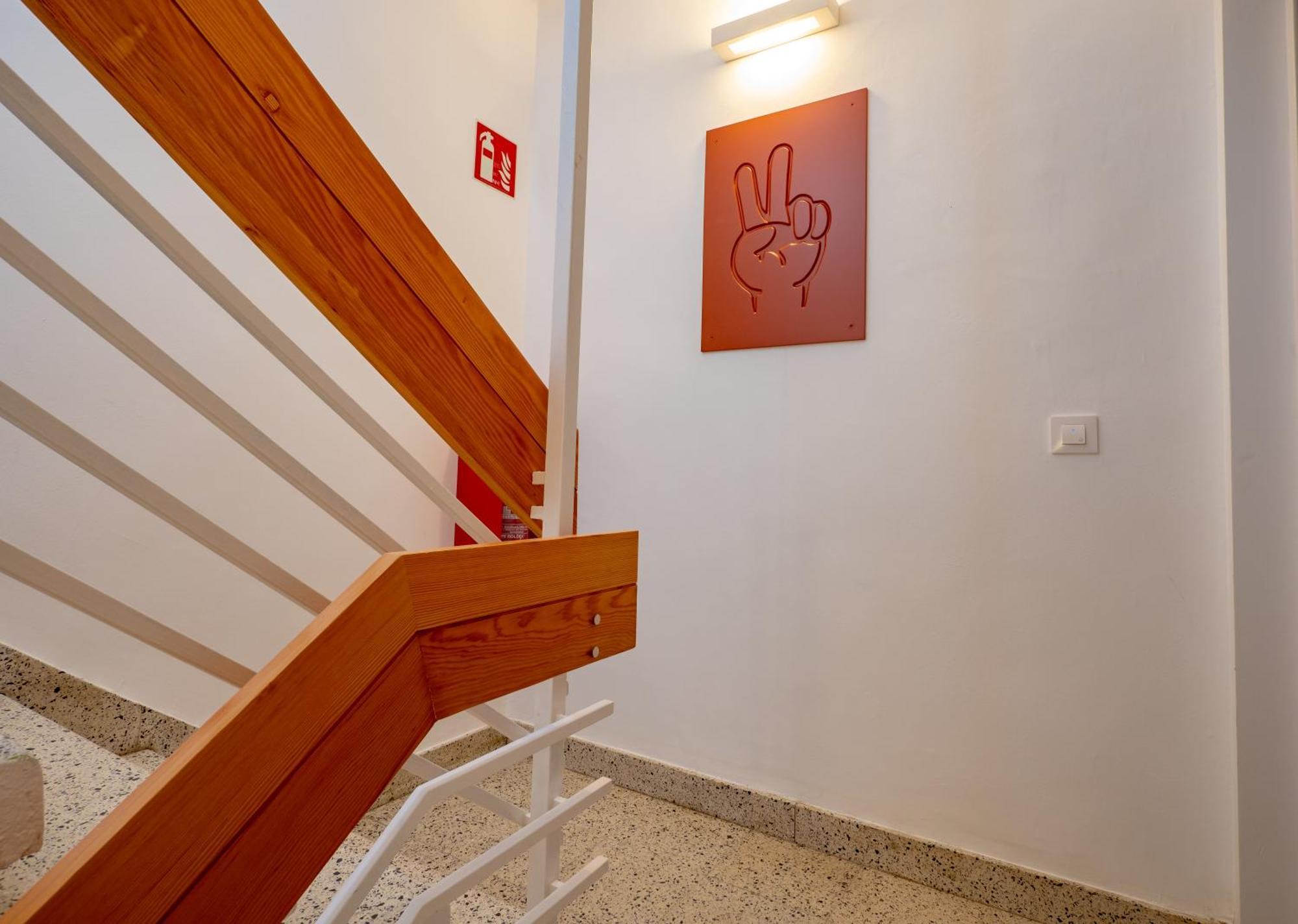 Agi Gloria Rooms โรเซส ภายนอก รูปภาพ